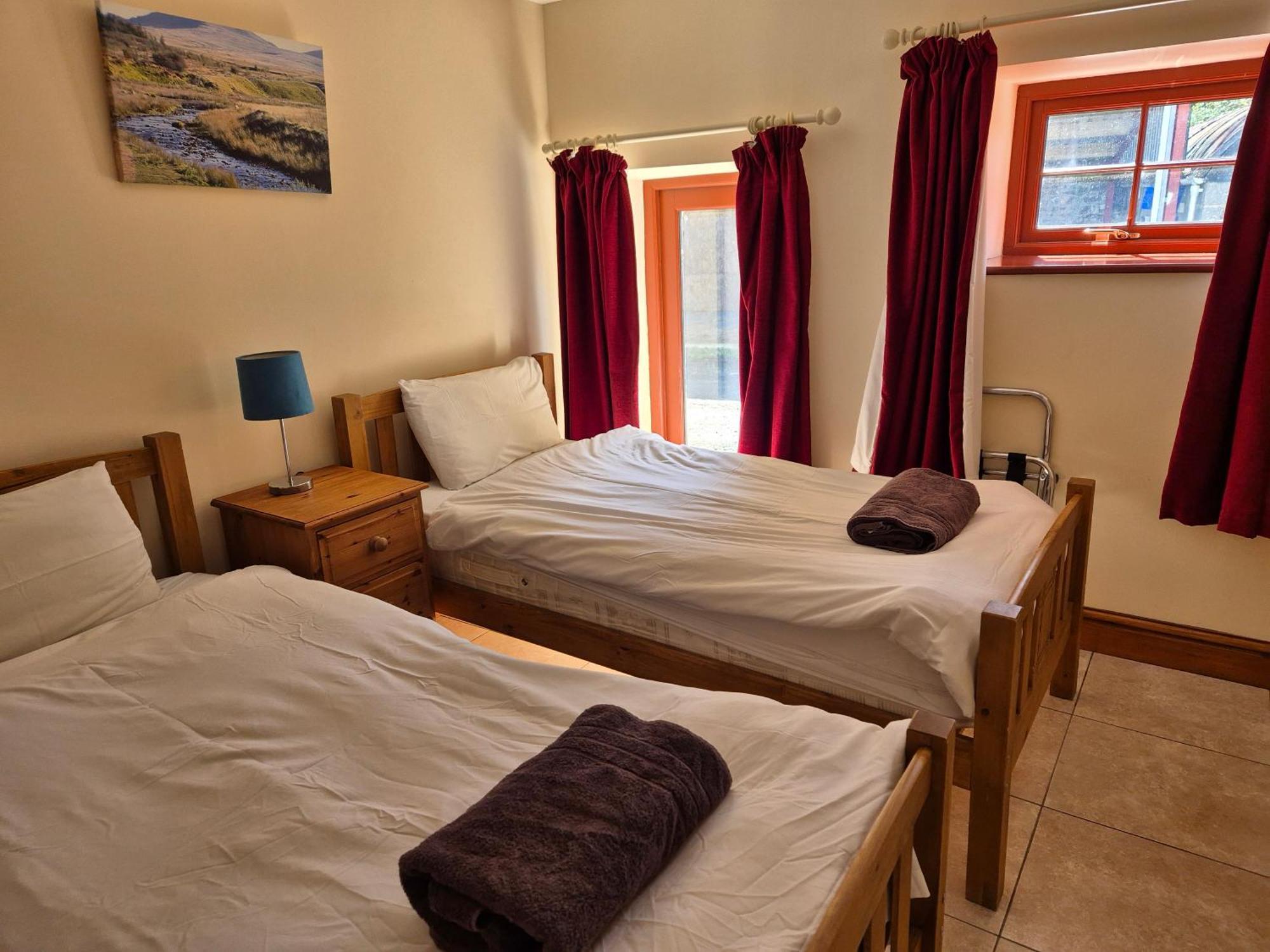 Kestrel Farmhouse Llandovery Luaran gambar
